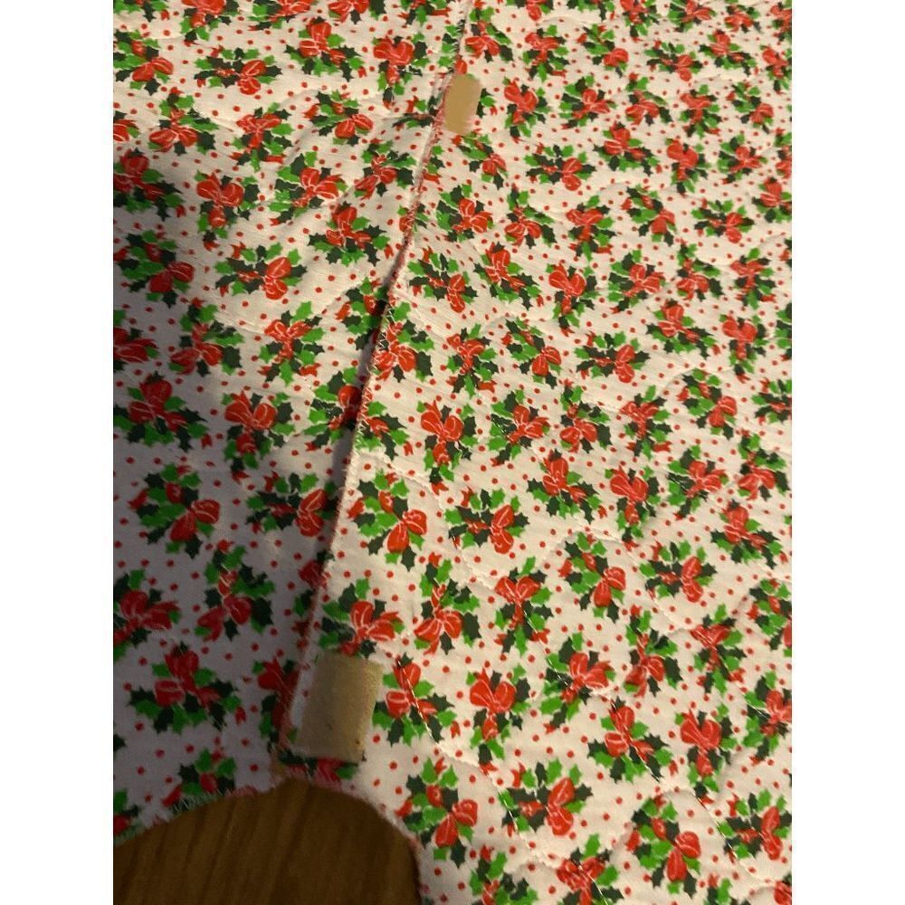 Christmas Tree Skirt Red/Green 19" Diameter‎